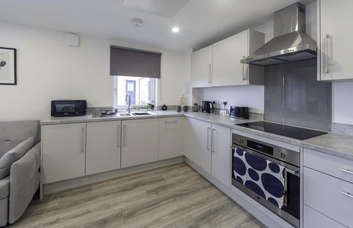 Modern And Bright 2 Bed Apartment In Ashford Άσφορντ Εξωτερικό φωτογραφία