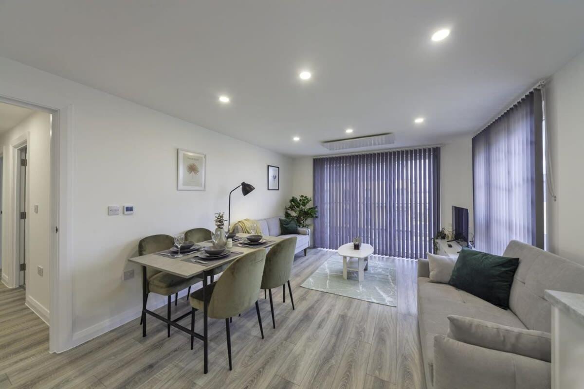 Modern And Bright 2 Bed Apartment In Ashford Άσφορντ Εξωτερικό φωτογραφία
